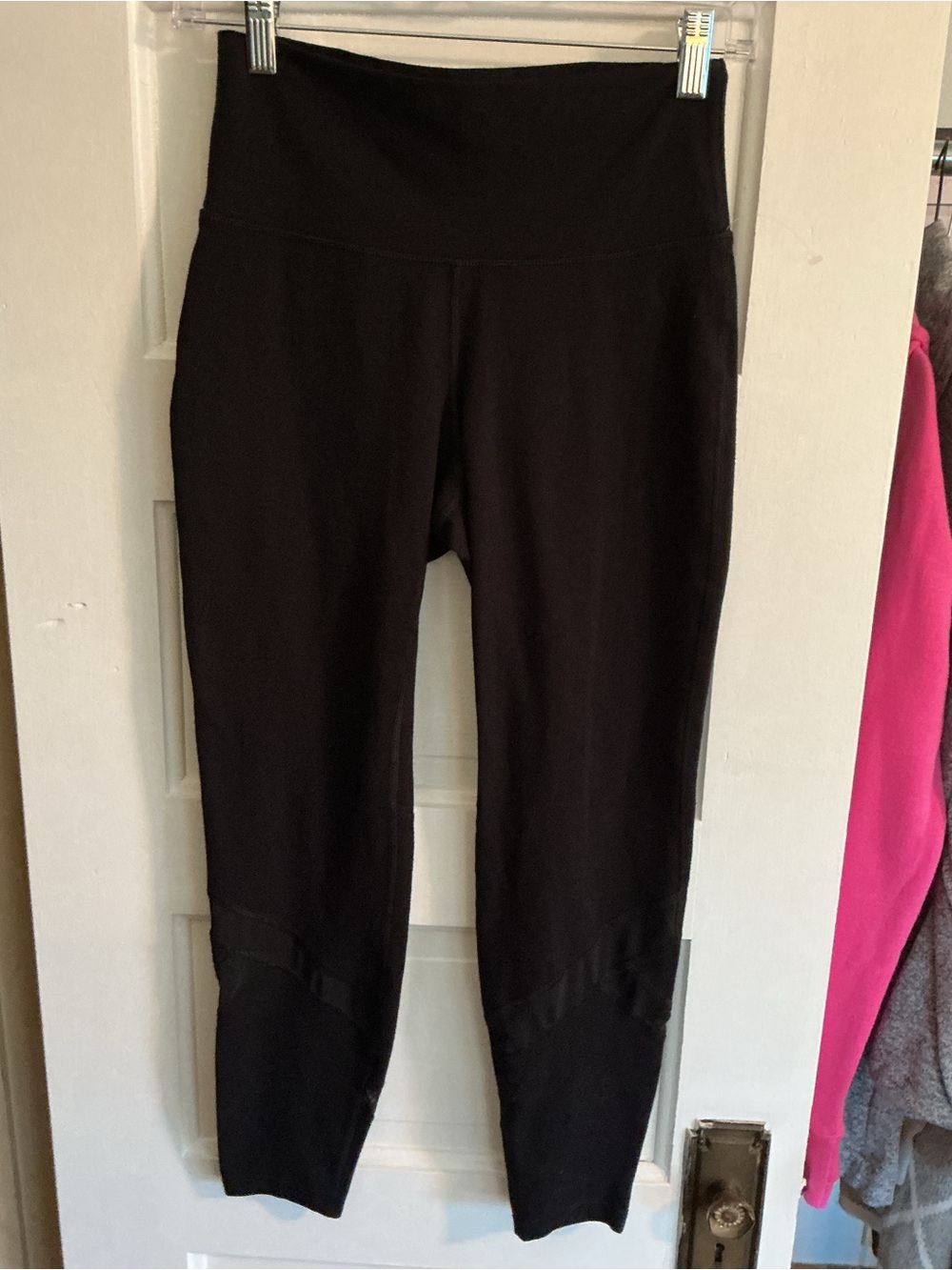 Old Navy Black High-Rise Leggings with Subtle Mesh Insets